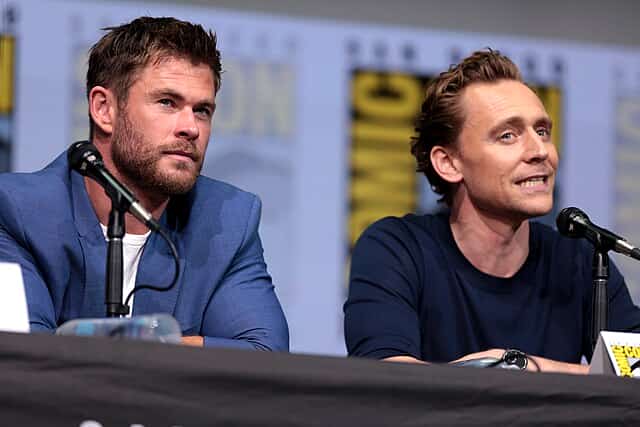 Chris Hemsworth with Tom Hiddleston